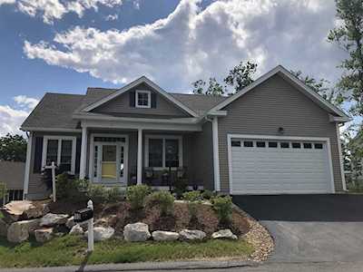10 Hedgerose Way #64 Manchester, NH 03102