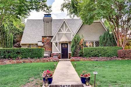 5450 Mccommas Boulevard Dallas, TX 75206