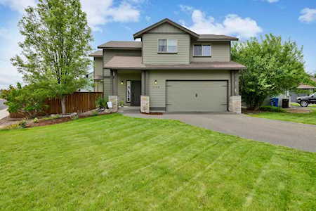1706 NW Larch Ave Redmond, OR 97756