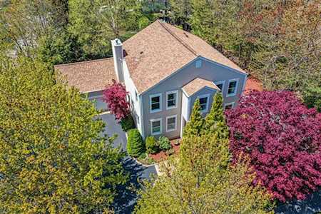 2 Kristin Dr Cranston, RI 02921