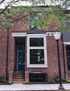472 E 33rd St Charlotte, NC 28205