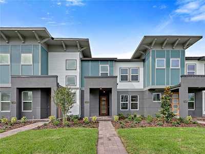 7103 Carrickbend Ln Orlando, FL 32819