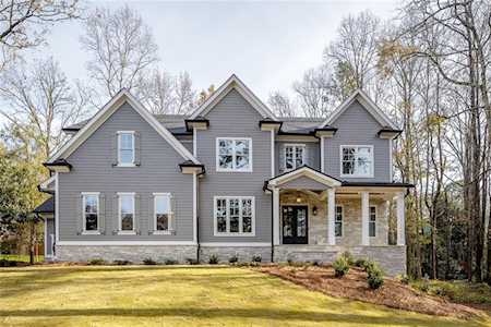 5069 Hidden Branches Dr Dunwoody, GA 30338