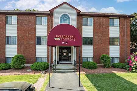 1610 Skyline Dr #12 Lowell, MA 01854