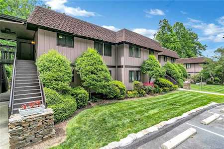 33 Lake Dr Laurel Park, NC 28739