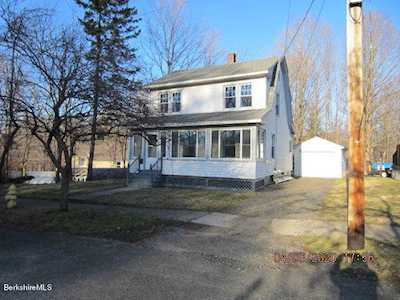 30 Morgan St Pittsfield, MA 01201