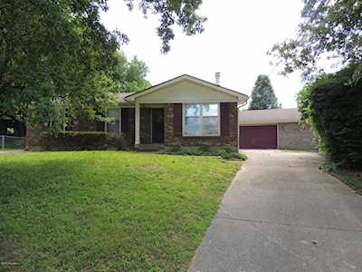 3602 Westmeadow Ct Louisville, KY 40258