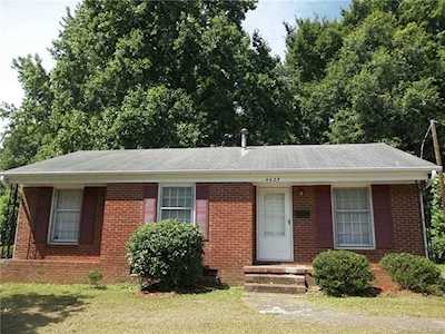 4623 Brooktree Dr Charlotte, NC 28208