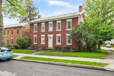 133 E College Street Granville, OH 43023