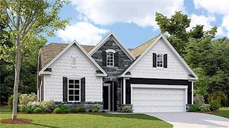 2044 Canova Dr Mount Holly, NC 28120