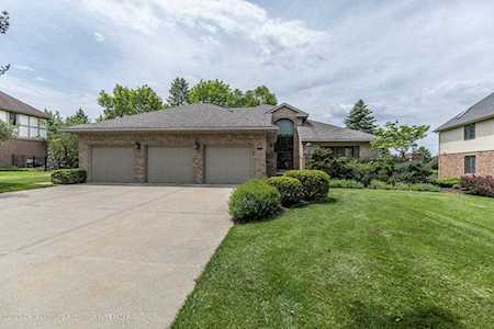 6241 Windrush Ln East Lansing, MI 48823