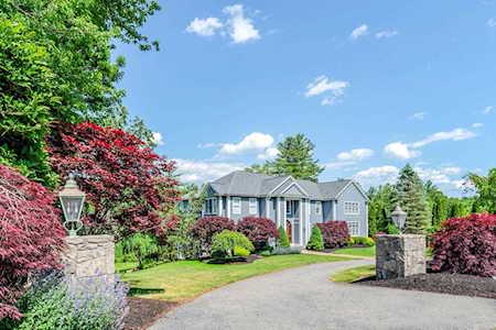 64 Cudworth Lane Sudbury, MA 01776