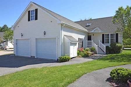 6 Blueberry Ln #6 Southborough, MA 01772