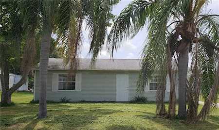 7112 Bougainvillea St Englewood, FL 34224