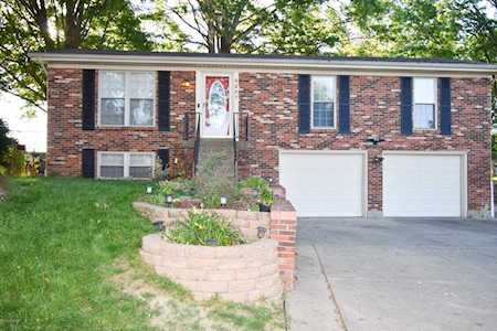 5207 Mount Howard Ct Louisville, KY 40216