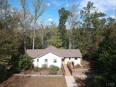 2303 Moss Meadows Pittsville, VA 24139
