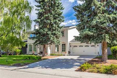 1139 Beverley Boulevard SW Calgary, AB T2V 2C4