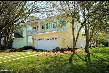 582 8th Ave Jacksonville Beach, FL 32250