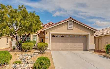 4460 Meadowlark Wing North Las Vegas, NV 89084