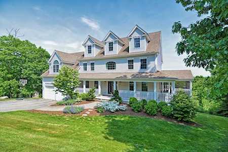 19 Rhodes Dr Wrentham, MA 02093