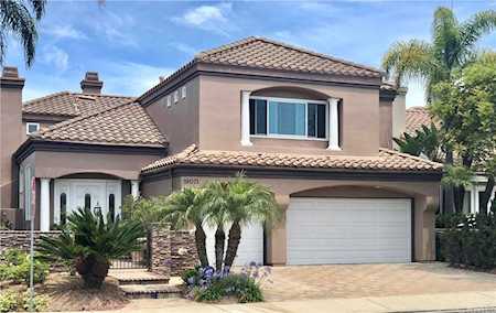 19071 Stonehurst Lane Huntington Beach, CA 92648