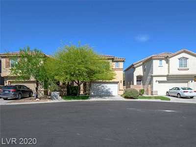 8165 Starling View Ct Las Vegas, NV 89166