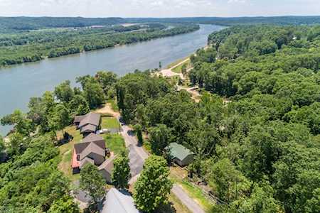 322 Brown Bluff Ln Sugar Tree, TN 38380