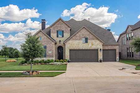 903 Highpoint Way Roanoke, TX 76262