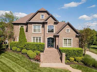 118 Glen Leven Way Hendersonville, TN 37075