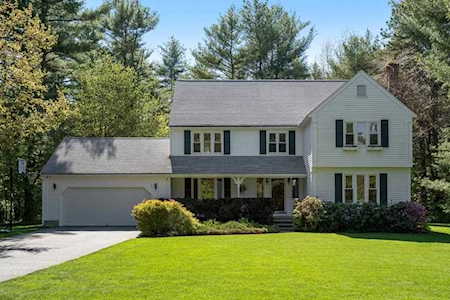 40 Squannacook Drive Groton, MA 01450