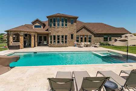 12524 Lake Shore Court N Fort Worth, TX 76179