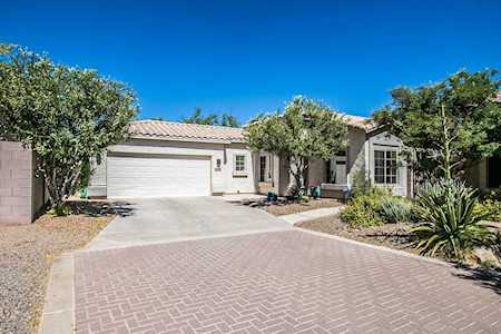 2516 E La Costa Drive Chandler, AZ 85249