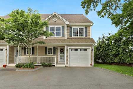 1284 County St #27 Attleboro, MA 02703