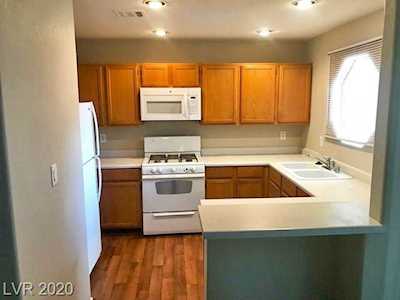 5002 Rainbow #204 Las Vegas, NV 89118