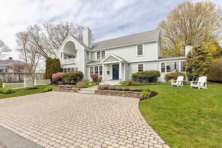 2 Flint Street Marblehead, MA 01945