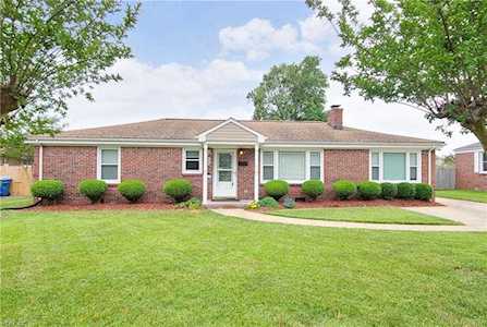5209 Carolanne Dr Virginia Beach, VA 23462