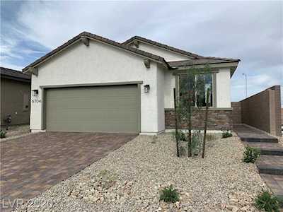 6704 Millbury St North Las Vegas, NV 89086