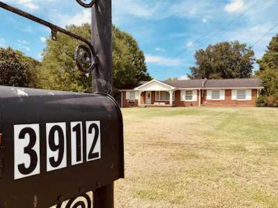 3912 Devonshire Dr Nashville, TN 37207