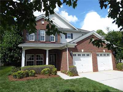 1053 Lilly Pond Dr Fort Mill, SC 29715