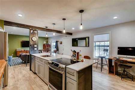 2302 East Side Dr #28 Austin, TX 78704