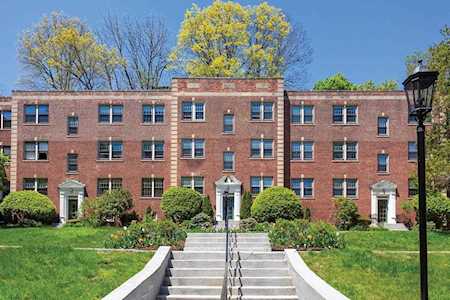 1490 Beacon St #5 Brookline, MA 02446