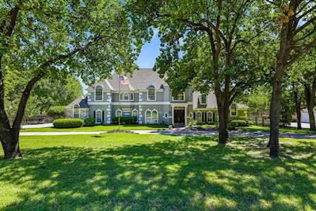 2908 Creek View Drive Flower Mound, TX 75022