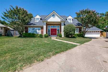 7529 Wentwood Court North Richland Hills, TX 76182