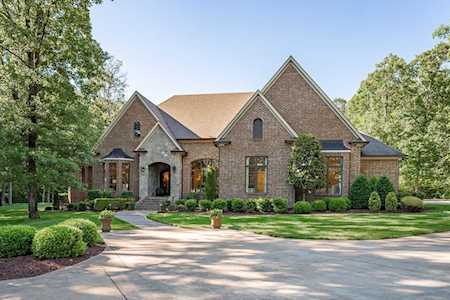 652 Waterford Dr Manchester, TN 37355