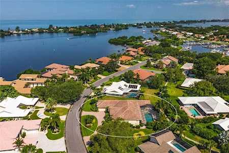 266 Lookout Point Dr Osprey, FL 34229