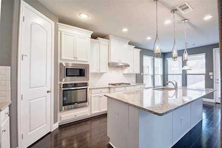 1404 Nutmeg Court Saginaw, TX 76131