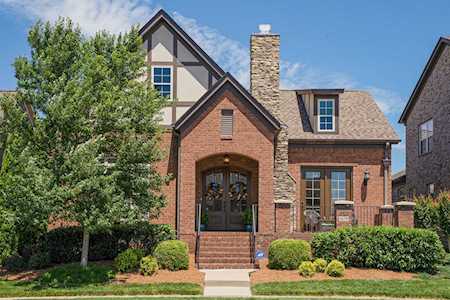 1678 Noah Ln Gallatin, TN 37066