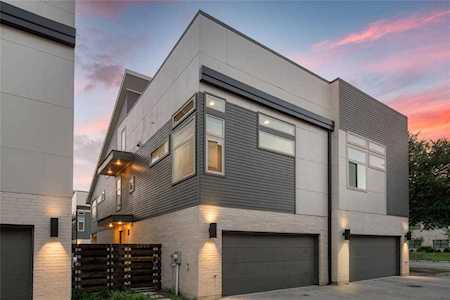 2207 Lola Court Dallas, TX 75206