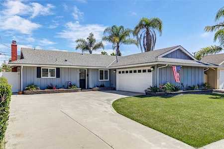 5821 Terrier Drive Huntington Beach, CA 92649