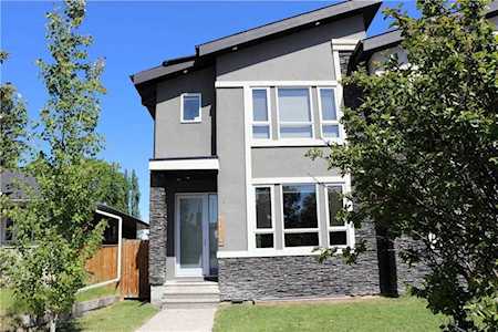 2413B Richmond Road SW Calgary, AB T2T 5E5